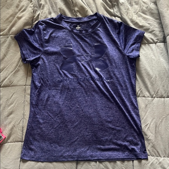 Under Armour Bundle of 7 Tees - size LARGE - Picture 3 of 9